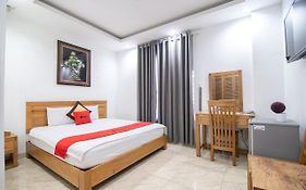 Khách sạn Reddoorz Plus New Sun