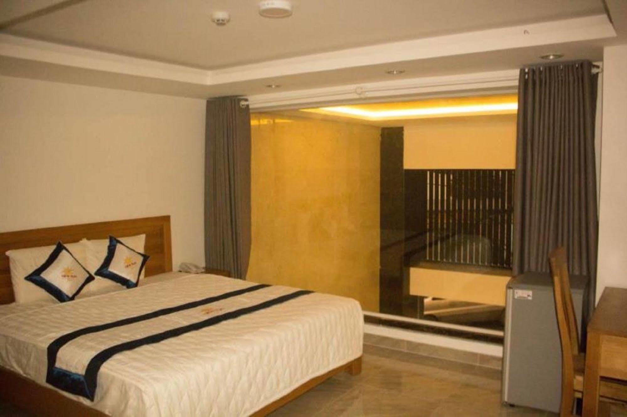 Khách sạn Reddoorz Plus New Sun TP. Hồ Chí Minh Ngoại thất bức ảnh